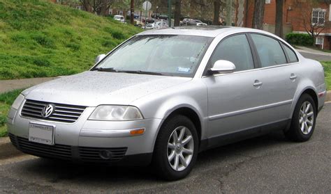 2005 Volkswagen Passat Sedan 4-Door GL Manual