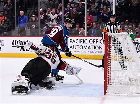 Avalanche playoff chances promising, but it might come down to Saturday's season finale