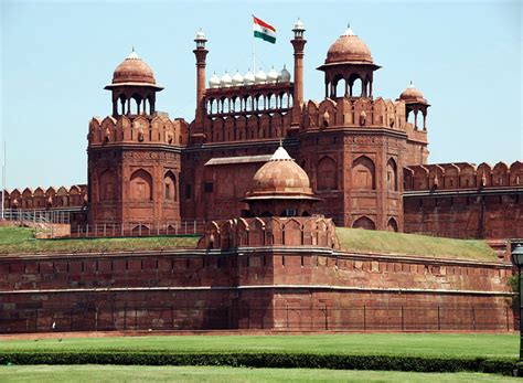 Forts and Palaces in India-Famous Forts and Palaces