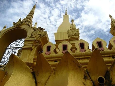 Five of the Most Beautiful Temples in Southeast Asia | Viator ...