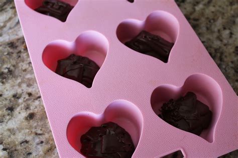 Worth Pinning: Chocolate Heart Pudding Cups