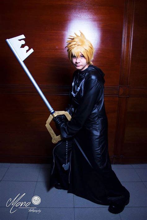 Roxas Cosplay - Kingdom Hearts 358/2 days by AzashiRebelRoxas on DeviantArt