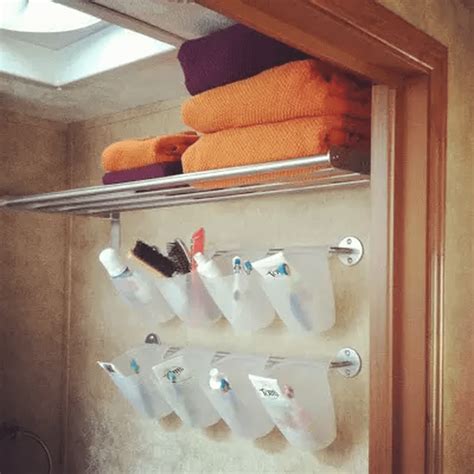 31 Inspiring RV Storage Ideas Travel Trailers - HOMYHOMEE