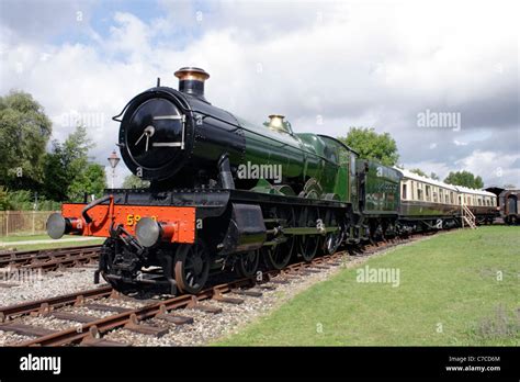 Gwr 5900 hi-res stock photography and images - Alamy