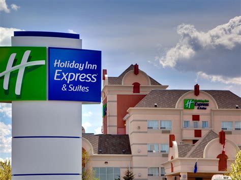 Holiday Inn Express & Suites Lethbridge Hotel by IHG