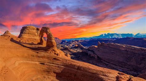 A Guide to Canyonlands National Park & Arches National Park