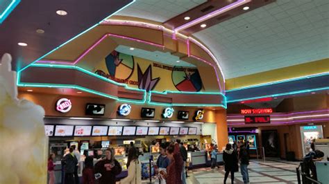 Movie Theater «Regal Cinemas Short Pump 14 & IMAX», reviews and photos ...