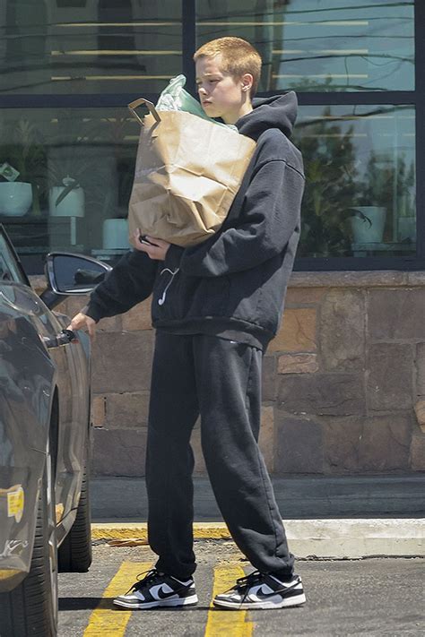 Shiloh Jolie-Pitt Wears Black Hoodie & Sweatpants For Grocery Run ...