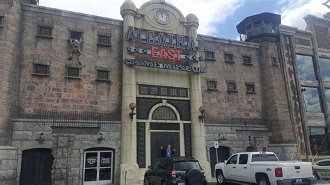 Alcatraz East Crime Museum - Pigeon Forge, TN - YouTube