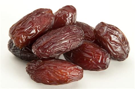 .Medjool Dates – Organic – Raw Living