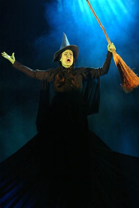 Musical 'Wicked' chega ao Brasil em 2016 - Quem | Popquem