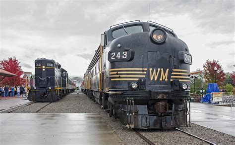 Elkins, WV Fan Trips | Train time at Elkins. The B&O geep is… | Flickr