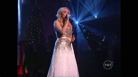 Carrie Underwood - Oh Holy Night - Christmas In Washington - YouTube