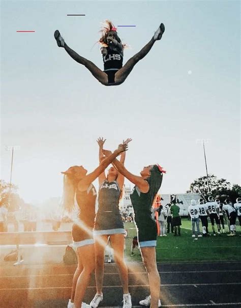 #cheerleadingstunting | Cheer photography, Cheer stunts, Cool cheer stunts