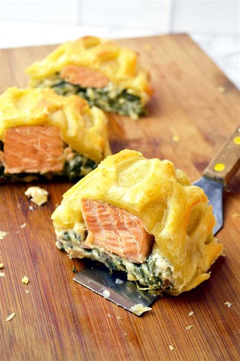 Puff Pastry Salmon - Jaja Bakes - jajabakes.com