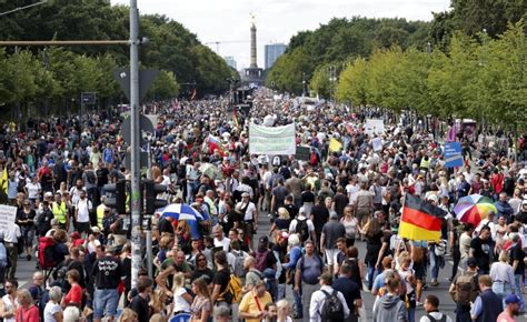 Germany Protest Photos: Thousands of People Protest in Berlin Against ...