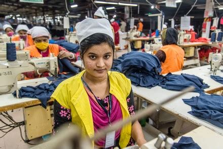 3,000 Garment factory workers Stock Pictures, Editorial Images and ...