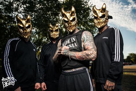 Alex Terrible of Slaughter To Prevail released a video of his revamped mask - Chaoszine