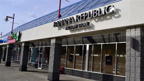 Banana Republic factory to open in Vestal