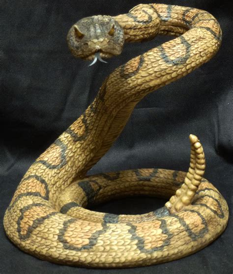 VENOM Statue Figurine DWK Western Diamond Back Rattlesnake H10" x L11 ...