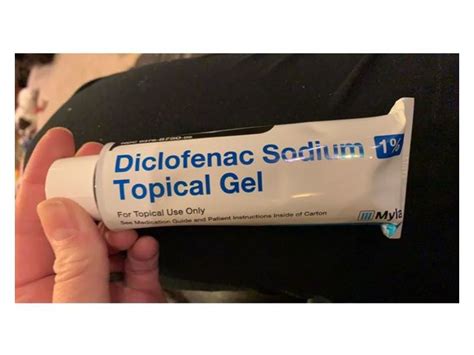 Diclofenac Sodium Topical Gel 1%, Mylan, Inc (RX) Ingredients and Reviews