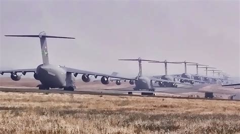 VIDEO: C-17 and C-130 “Elephant Walk” at McChord – Military Aviation Review