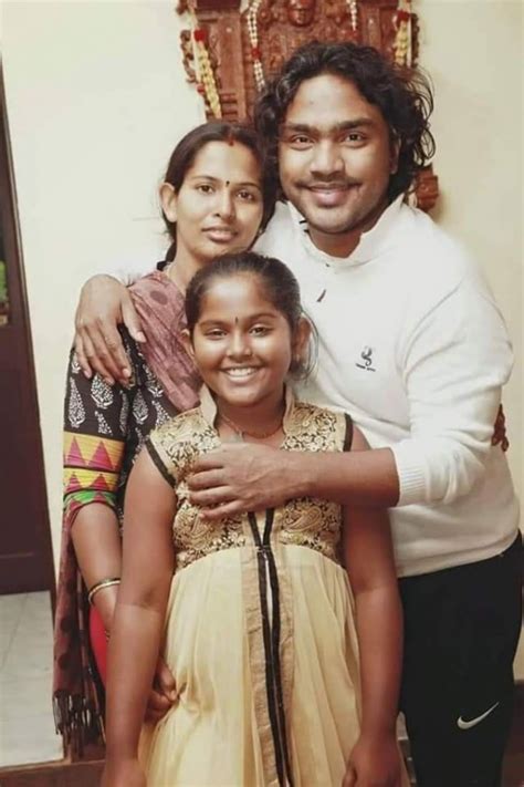 Kannada Actors And Their Family Photos