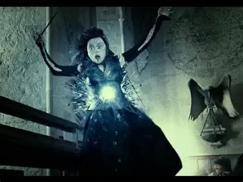 Morte de Bellatrix Lestrange - Harry Potter - YouTube