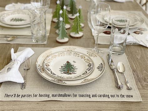 How to Set the Table for Christmas Dinner - MY 100 YEAR OLD HOME