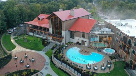 Hocking Hills State Park Lodge opening reservations