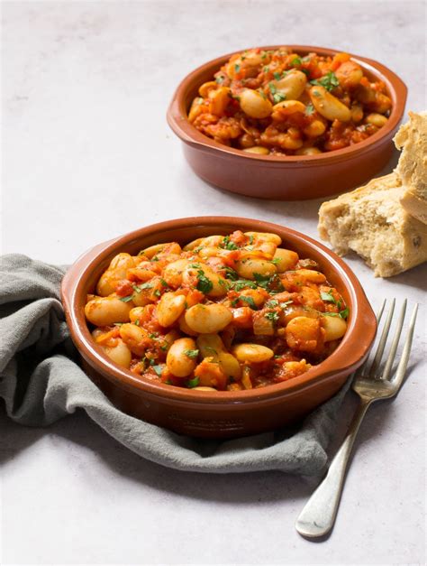 20-minute Greek Gigantes Beans | The Veg Space recipes