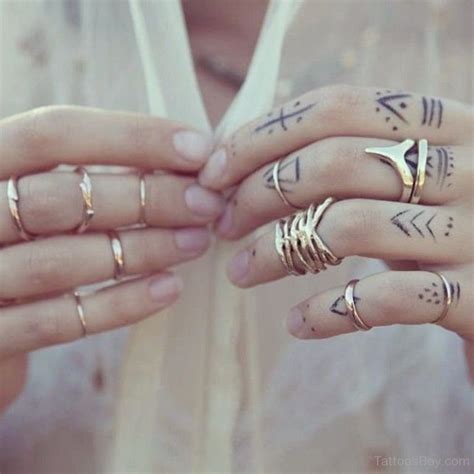 Finger Tattoos | Tattoo Designs, Tattoo Pictures