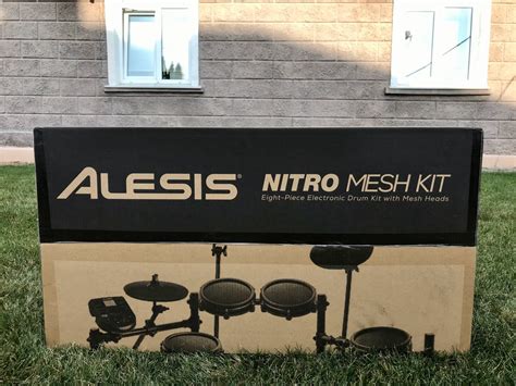 Ударная установка Alesis Nitro Mesh Kit купить по лучшей цене