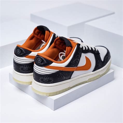 Nike Dunk Low Halloween 2021 DD3357-100 Release | SneakerNews.com