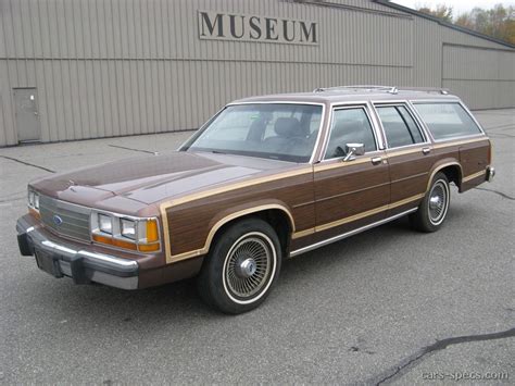 1990 Ford LTD Crown Victoria Wagon Specifications, Pictures, Prices