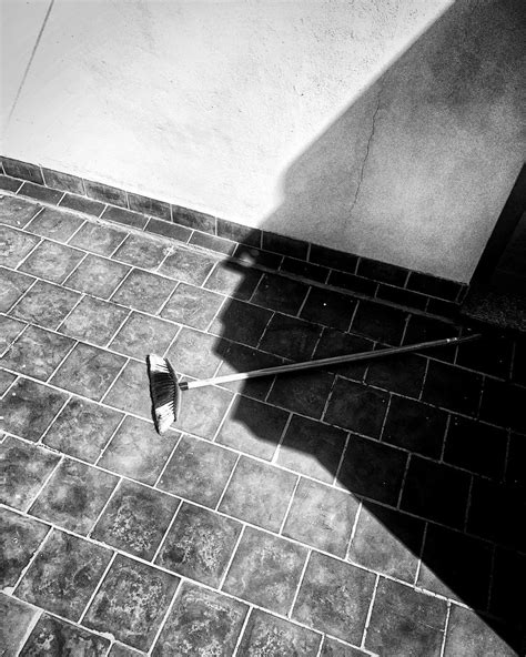 Photographer Shows His Artistic Vision Through Shadow Photography (10 ...