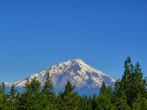 Mt Lassen in HDR | Mt Lassen in HDR | Rene Rivers | Flickr