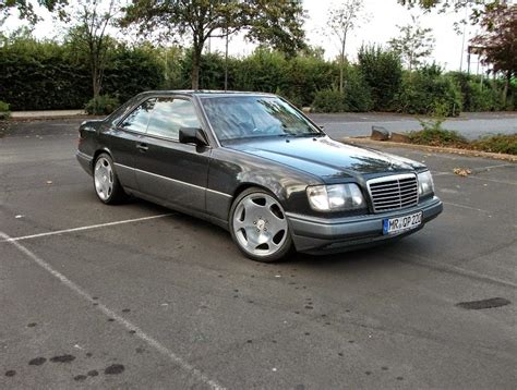 Mercedes-Benz W124 Coupe on W220 S600 Wheels | BENZTUNING