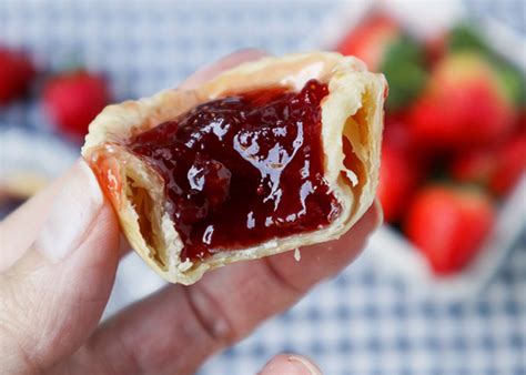 Mini Strawberry Jam Tarts - Easy 2 Ingredient Recipe | My Poppet Living