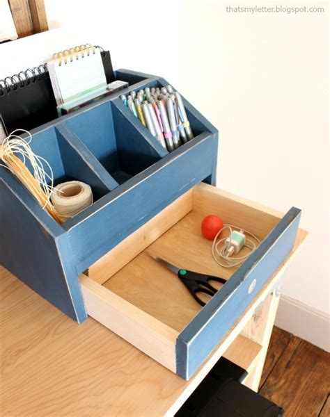 DIY Beauty Organizer / Desktop Organizer - Jaime Costiglio