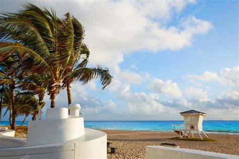 Fort Lauderdale beach sunrise Florida US — Stock Photo © lunamarina ...