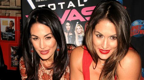 Bella twins divulge what’s really in store for Total Divas Season 4 – SheKnows