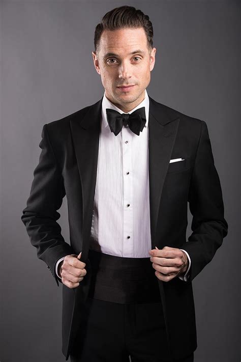 Why and How To Wear A Cummerbund With A Tuxedo - He Spoke Style