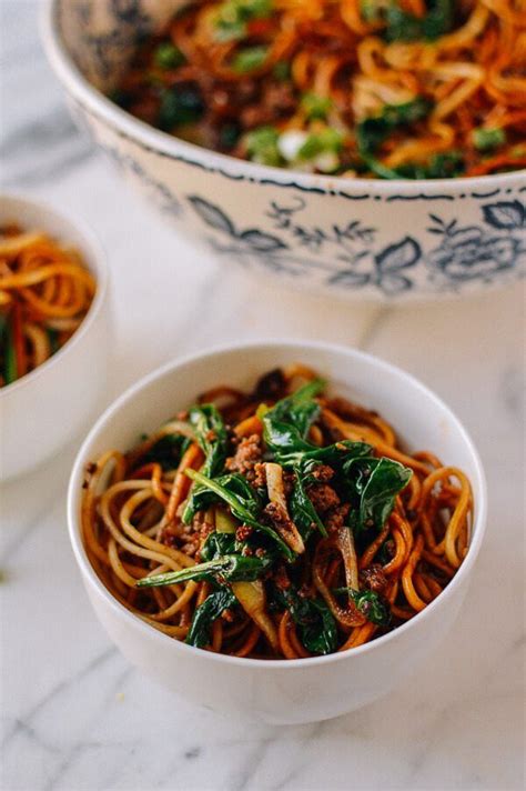 15-Minute Lazy Noodles, by thewoksoflife.com Fun Easy Recipes, Dinner Recipes, Healthy Recipes ...