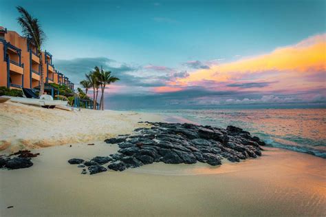 21 Top Honeymoon Hotels in Mauritius for every budget 2024