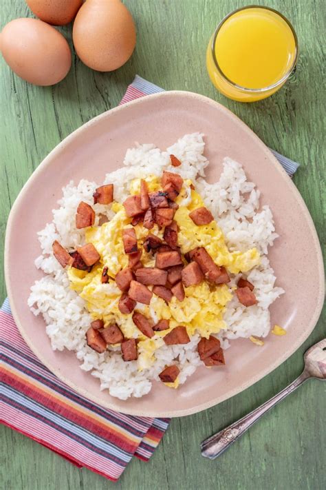 SPAM Eggs and Rice Recipe from Hawaii - Eating Richly | Food, Spam breakfast recipe, Popular ...