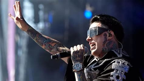 Why Did Ronnie Radke Blackout His Tattoos? (Revealed)