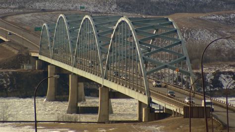 Twinning of Highway 2 bridge in Peace River to start this year - Edmonton - CBC News