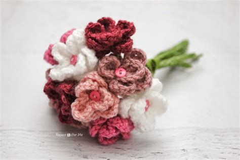 Crochet Flower Bouquet - Repeat Crafter Me