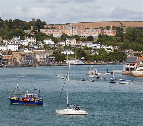 Dartmouth Harbour: SOUTH WEST COAST PATH - a photo tour